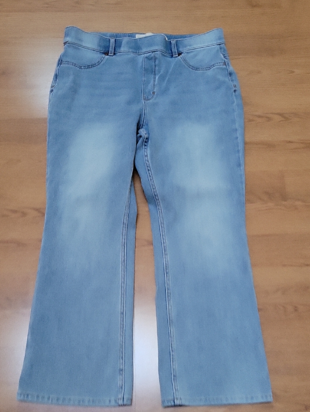 Soft Surroundings Pull On Crop/Ankle Jeans